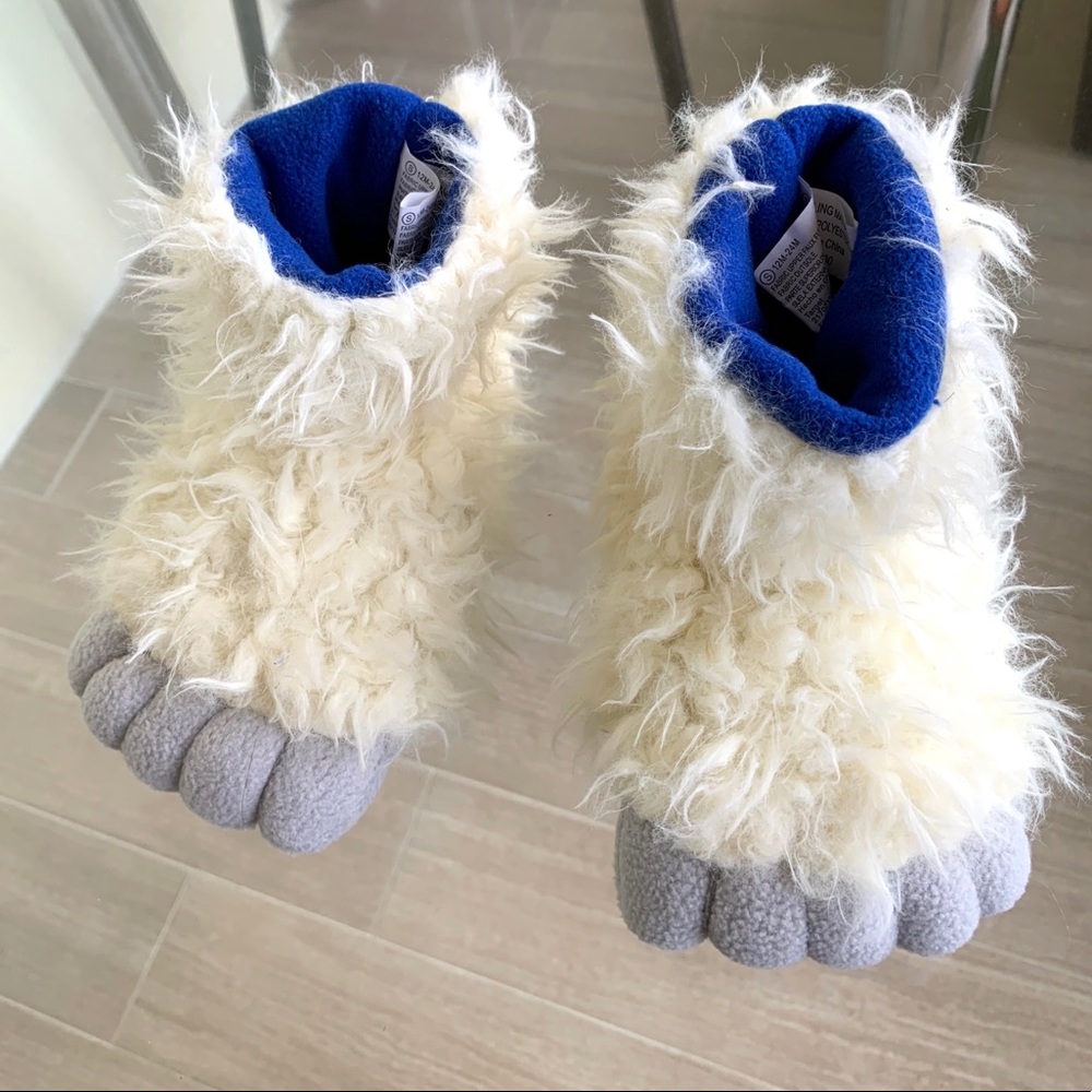 Mini Boden Yeti Footies - Year 1-2